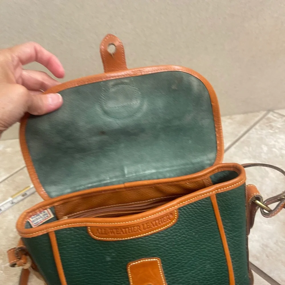 Dooney & Bourke Vintage All Weather Leather Green Tan Crossbody Bag Duck Fob